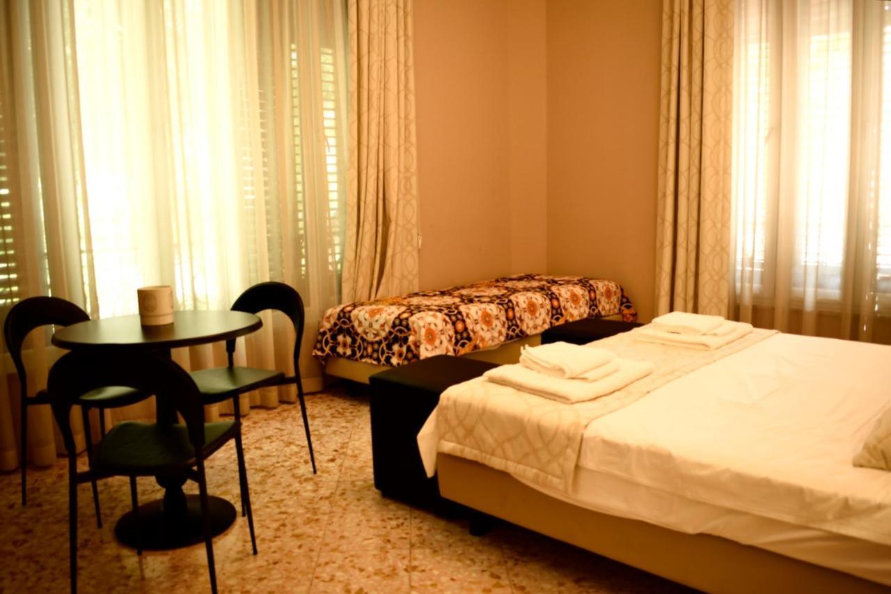 Due Cani Palermo Exterior photo
